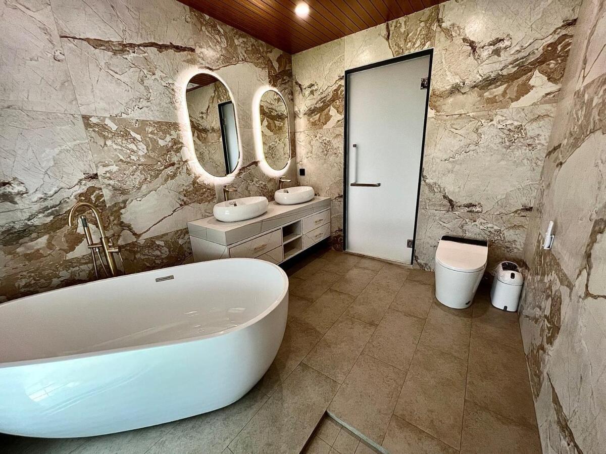 Golden Coconut 4 Bed 6 Bath Luxury Sea View In Chaweng Beach, Koh Samui * Amphoe Koksamui